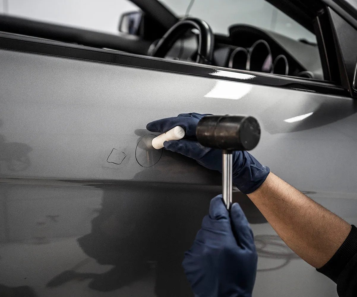 621e9d7f956f18ead2e21f70_Paint-Dent-Removal-1